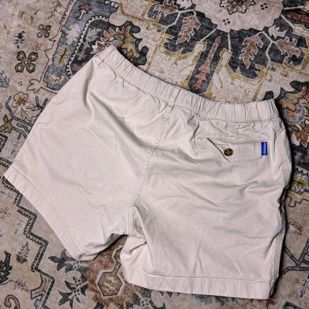 Chubbies Originals Mens Tan Khaki Elastic Waist Summer Shorts 5.5 Inseam Large